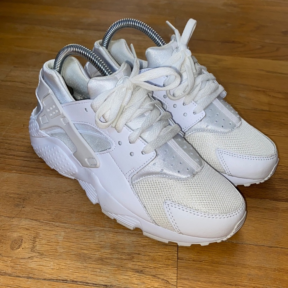 Nike huarache.
